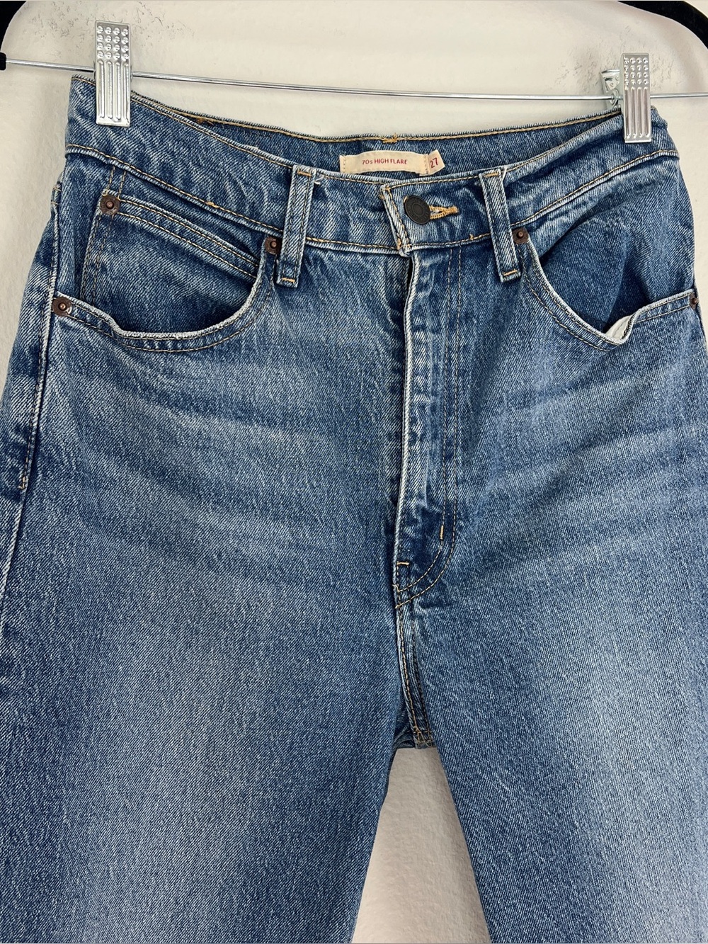Levi’s 70s High Rise Flare Medium Wash Jeans Western 70s 27 - Picture 5 of 11